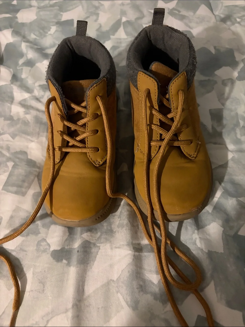 OshKosh B'gosh Tan Lace-Up Kids Boots with Gray Collar